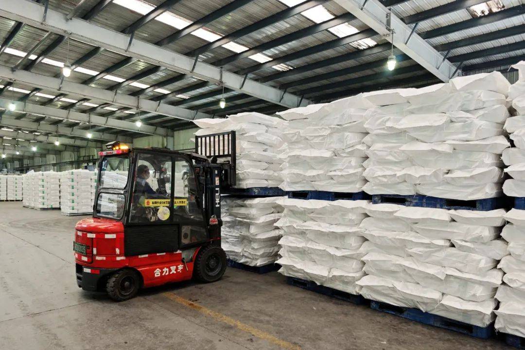 天偉化工廠：定制化生產(chǎn) 滿足客戶需求:鋼板樁生產(chǎn)廠
