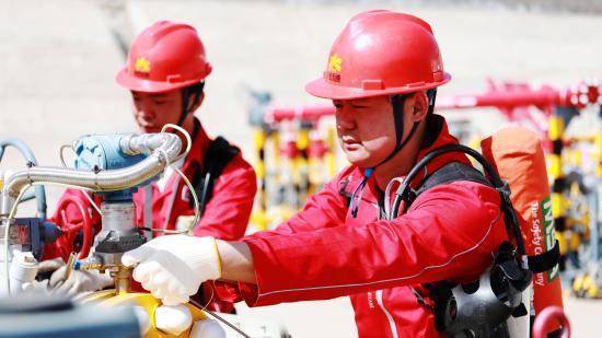延長氣田采氣二廠提前13天完成全年天然氣生產(chǎn)任務(wù):鋼板樁生產(chǎn)廠
